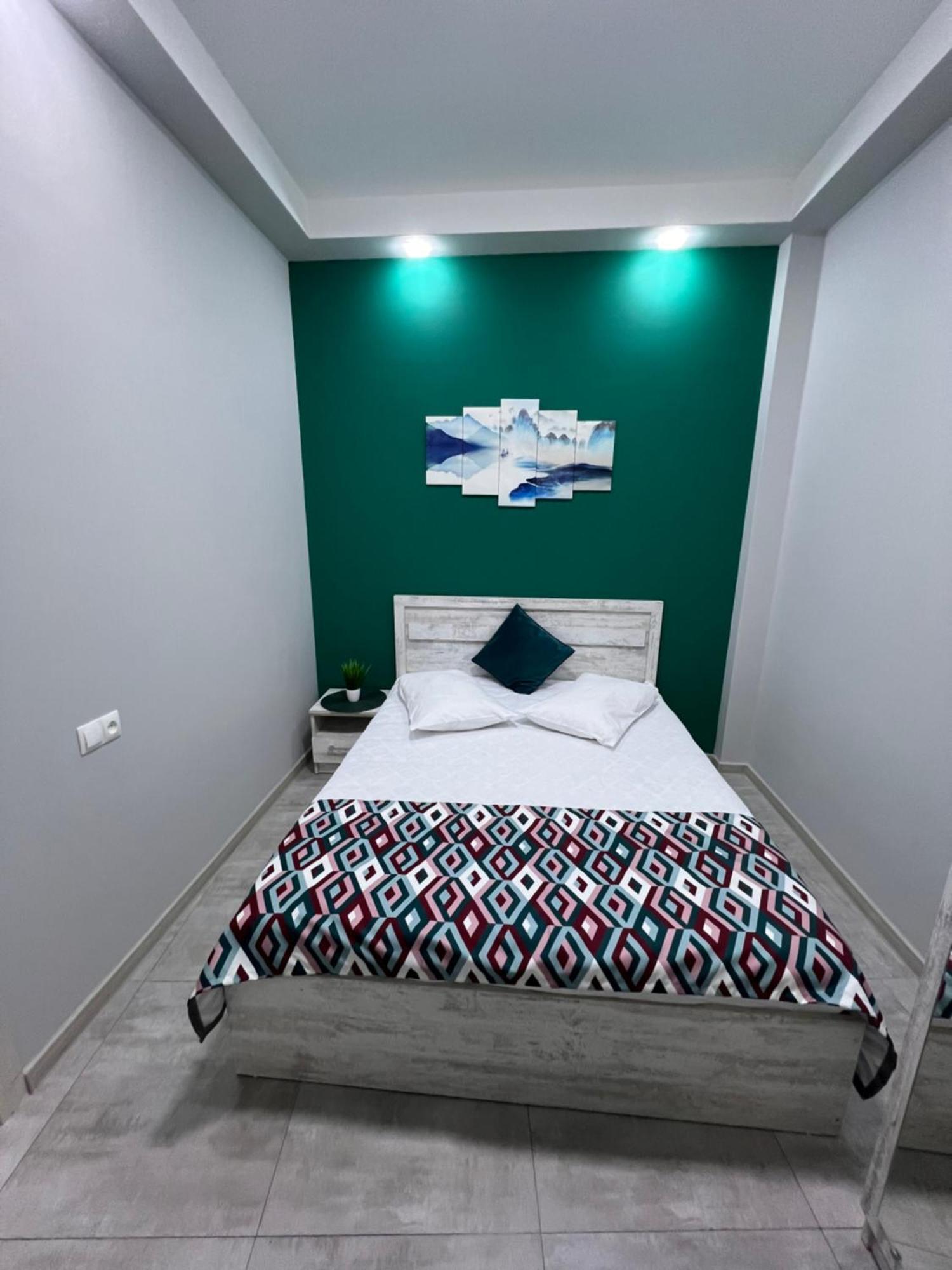 Cosy Apartment With Good Location Self Check In เยเรวาน ภายนอก รูปภาพ